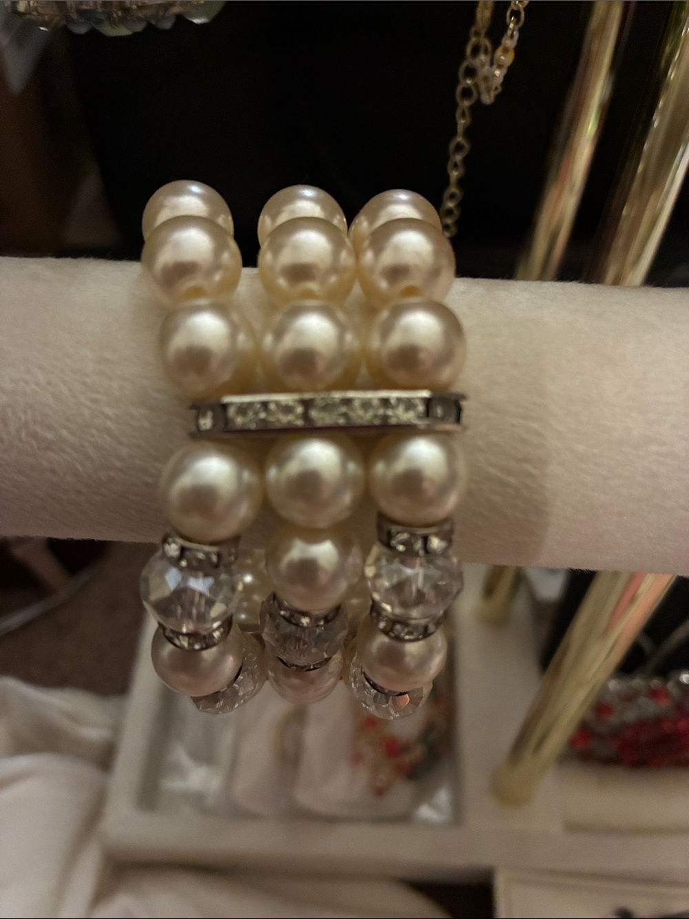 Pearl & Crystal Stretch Bracelet - Ivory Faux Pearls